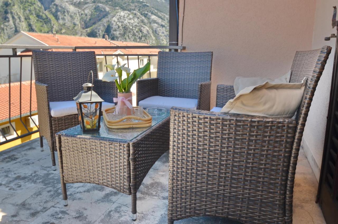 Apartments Andrija Kotor Luaran gambar