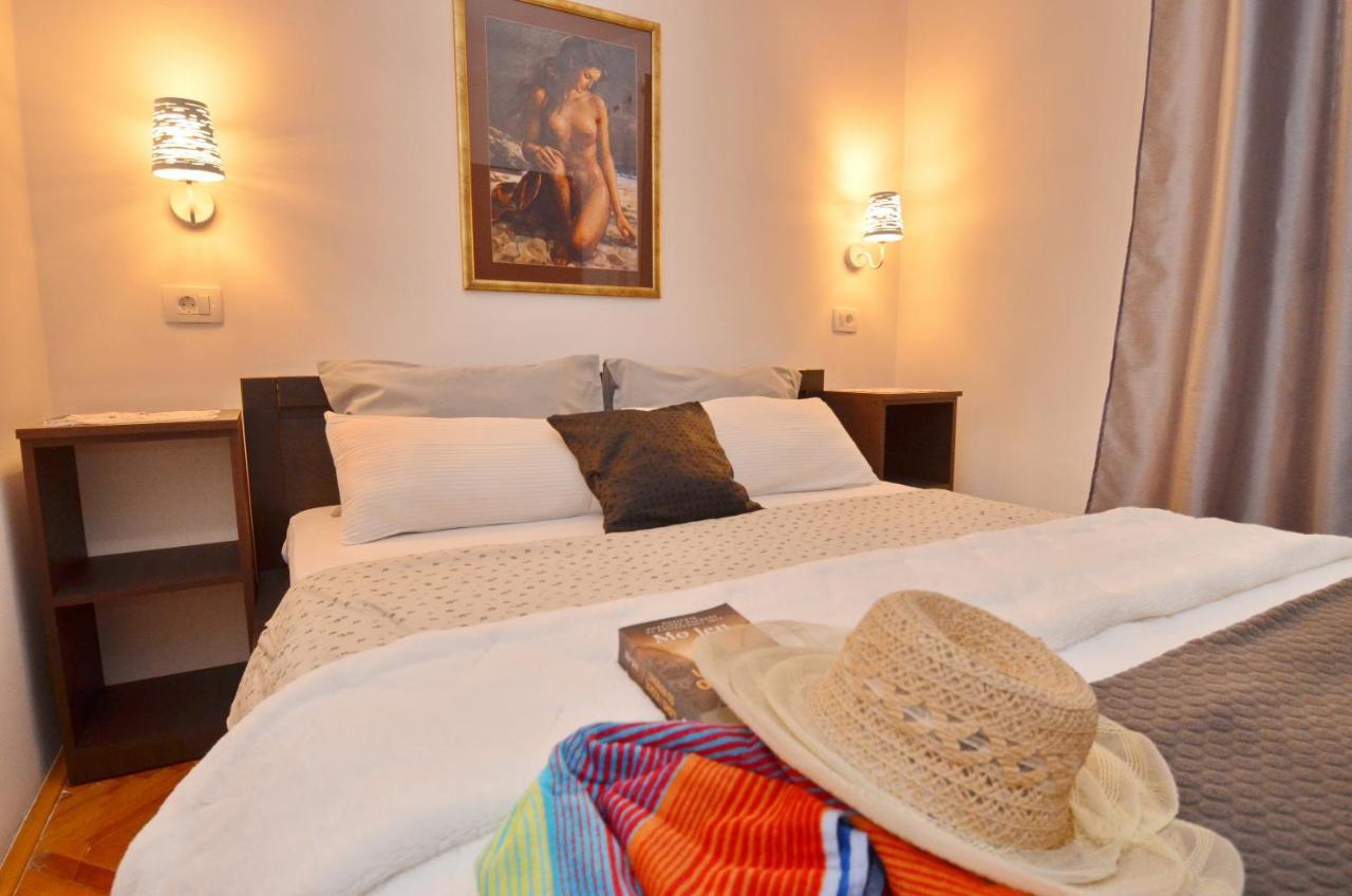 Apartments Andrija Kotor Luaran gambar