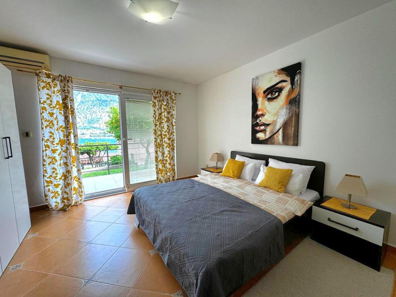 Apartments Andrija Kotor Luaran gambar