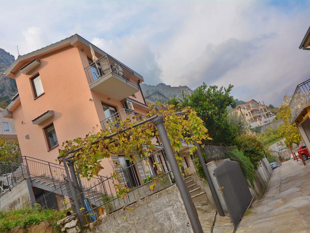 Apartments Andrija Kotor Luaran gambar