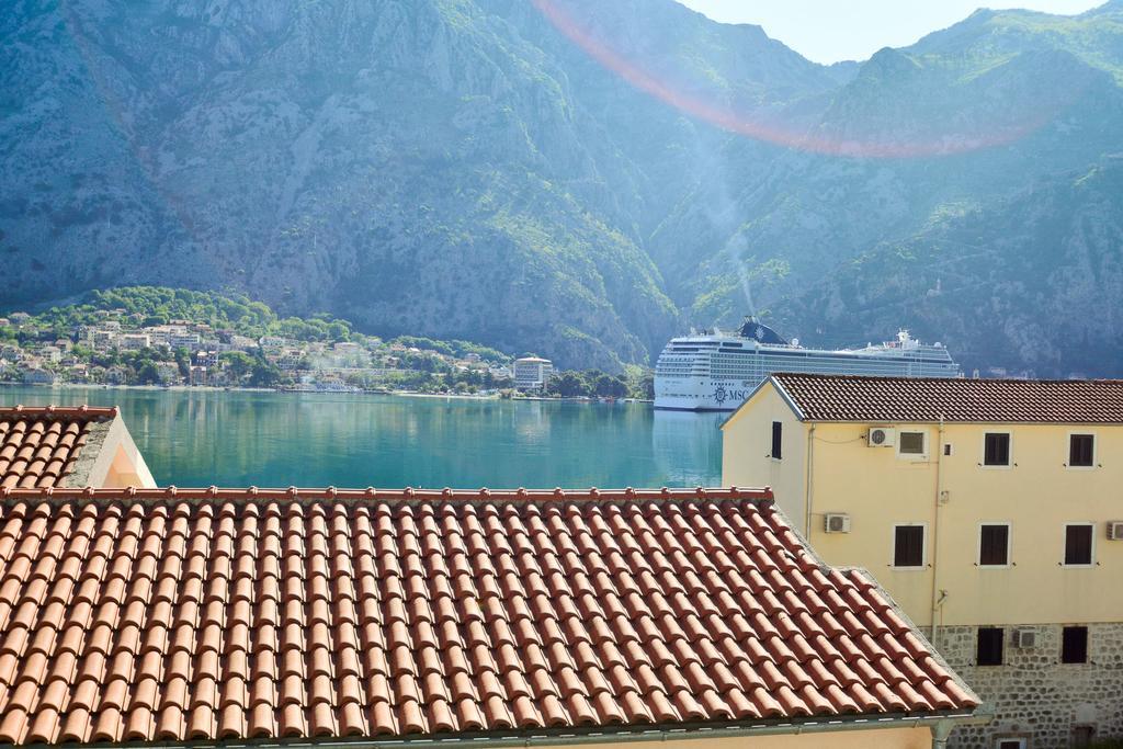 Apartments Andrija Kotor Bilik gambar